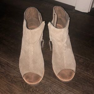TOMS Suede Wedges